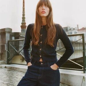 Stylish Black Cardigan